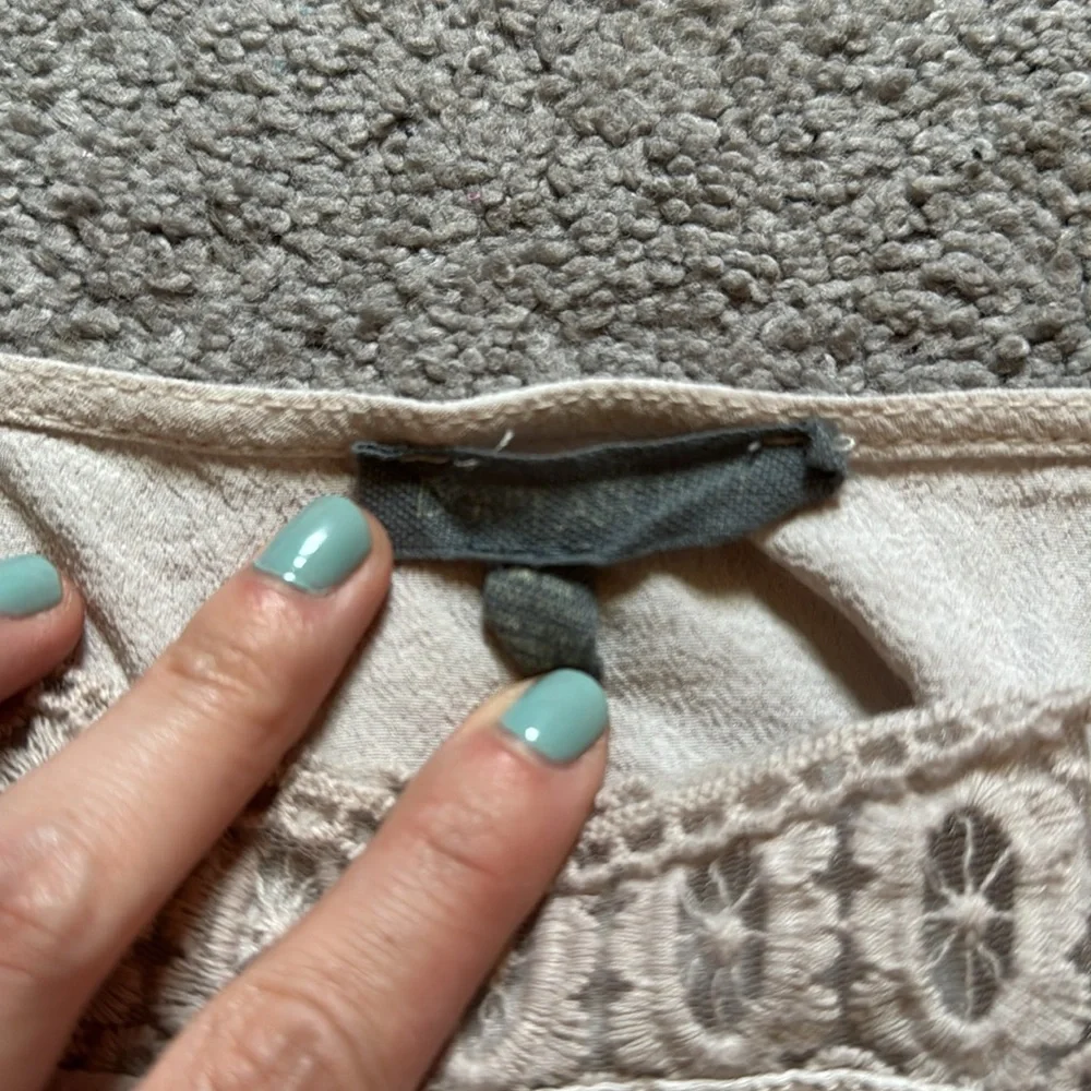 American Eagle Outfitters Lace Tank Top - Picture 2 of 6